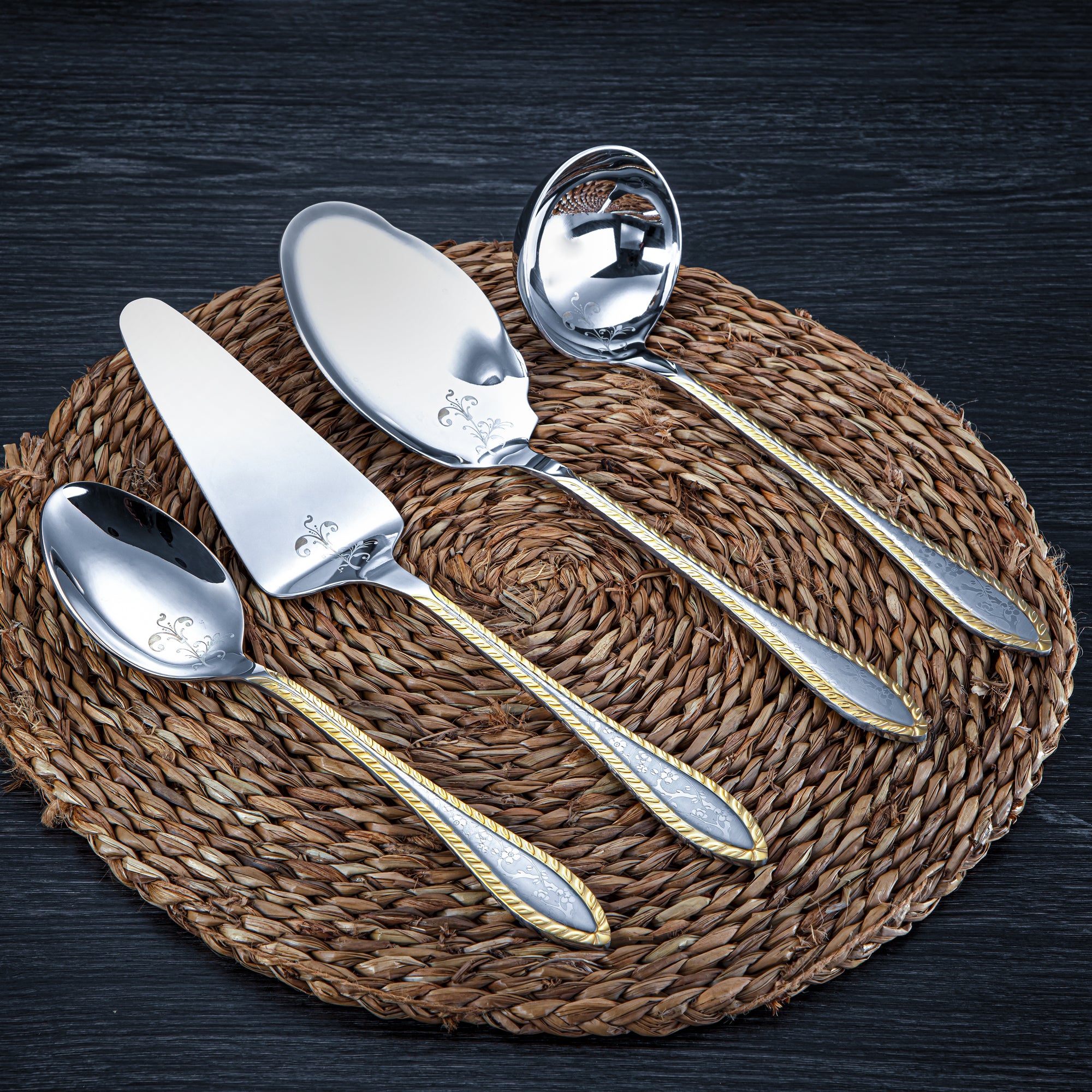 Silver and gold cutlery set outlet