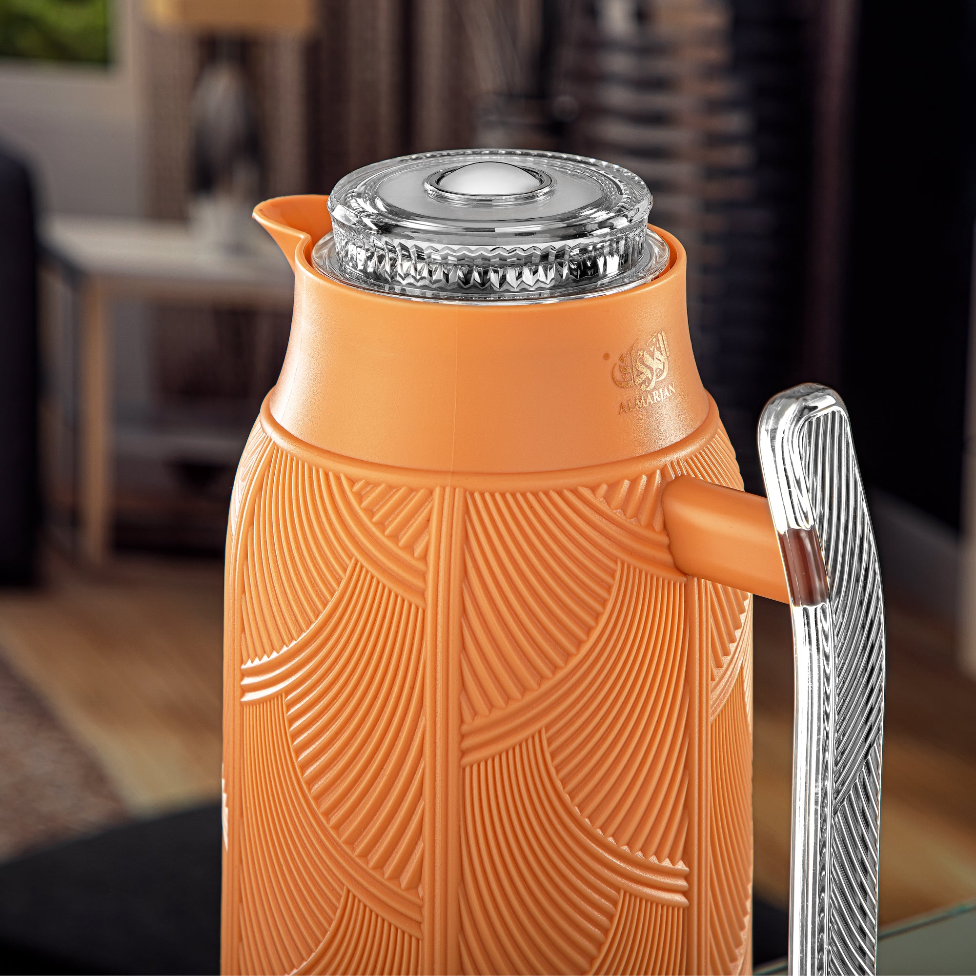 Almarjan 1 Liter Vacuum Flask Peach & Silver - GT113-100 NAP/C