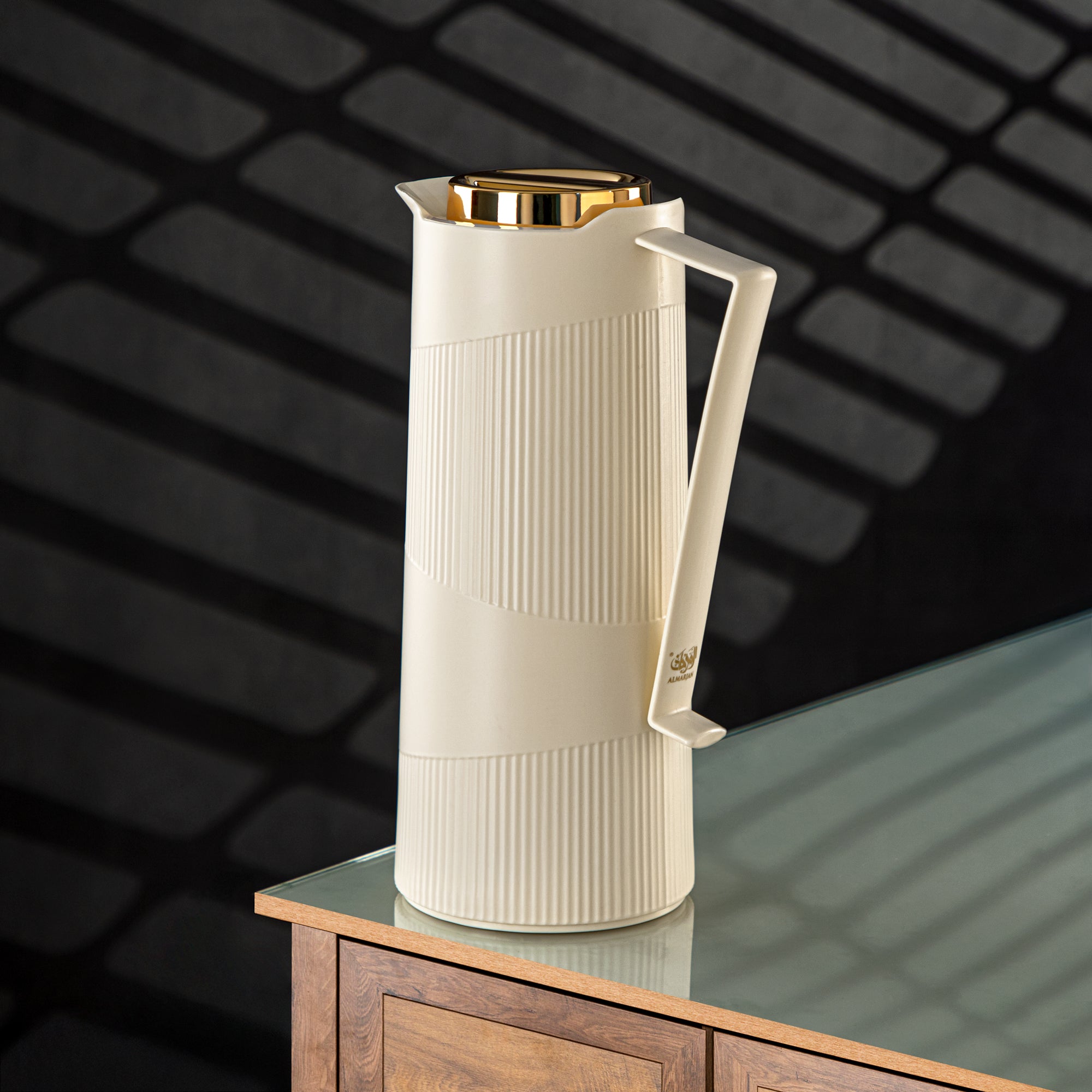 Almarjan Vacuum Flask Plastic 1L, Ivory & Gold (GT119-100 IV/G) - Everyday Hospitality