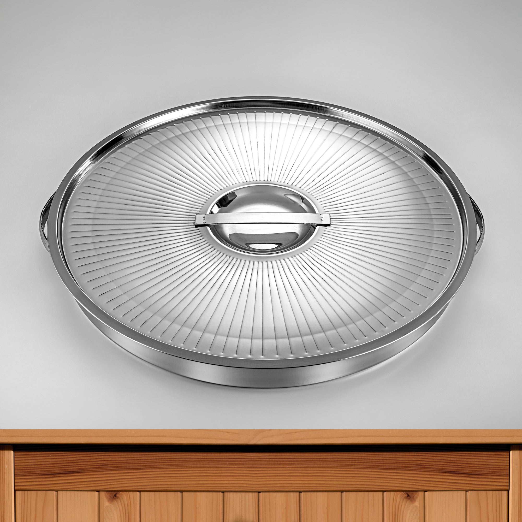 Almarjan 47 CM Lines Collection Stainless Steel Round Breakfast Tray - STS0200780