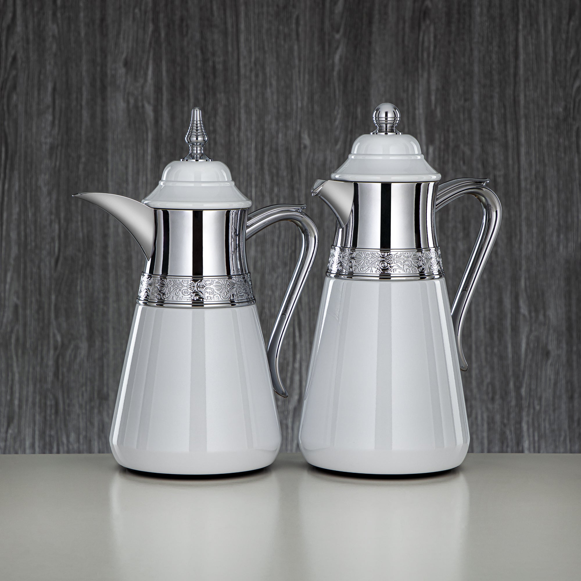 Almarjan Vacuum Flask Set, 0.7L + 1L, White & Silver (UMC-A0700/B1000 Q1ZC) - Classic & Elegant