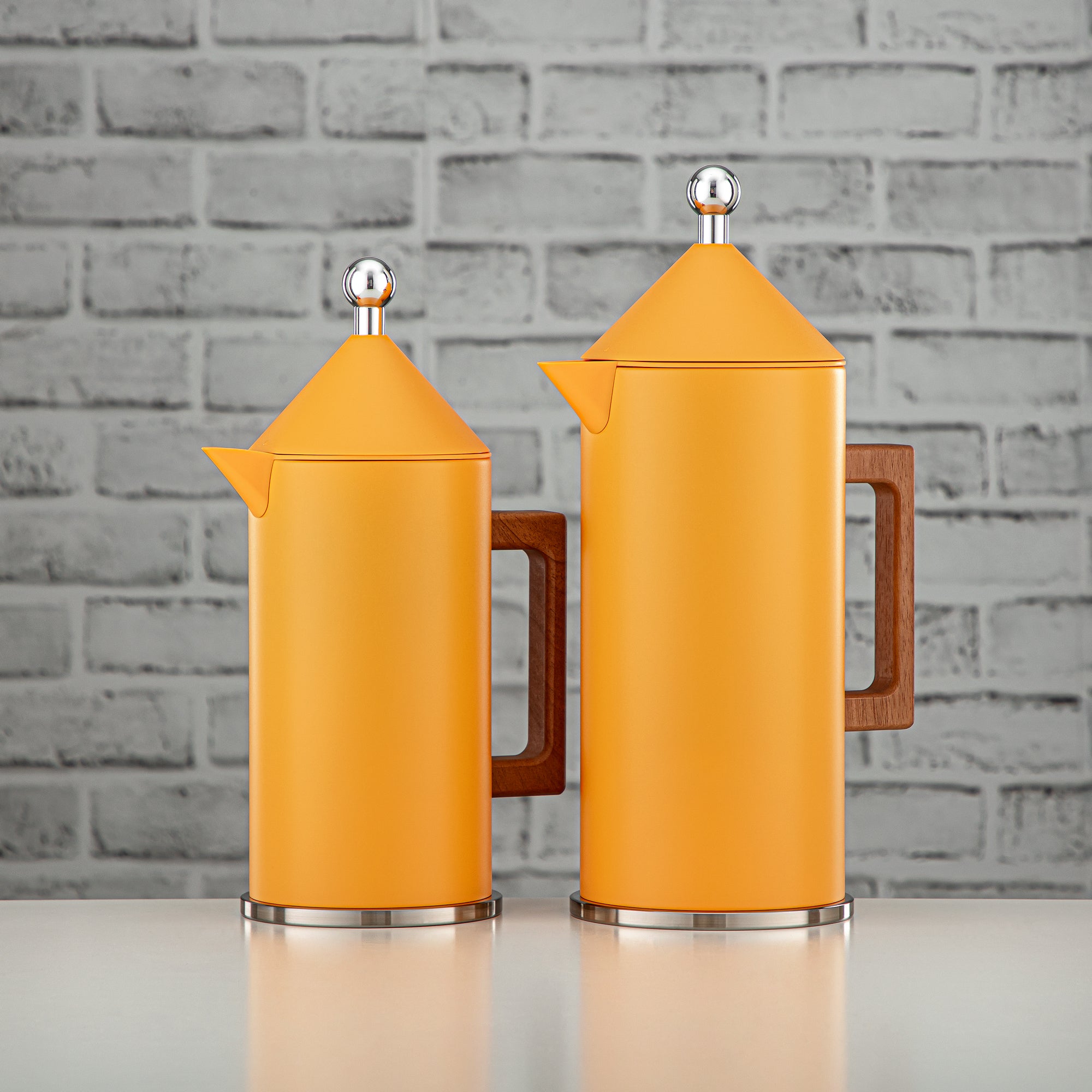 Almarjan Vacuum Flask Set Push Button 0.6L + 1L Yellow & Silver (VAF2950008) - Modern Vacuum Flask Set