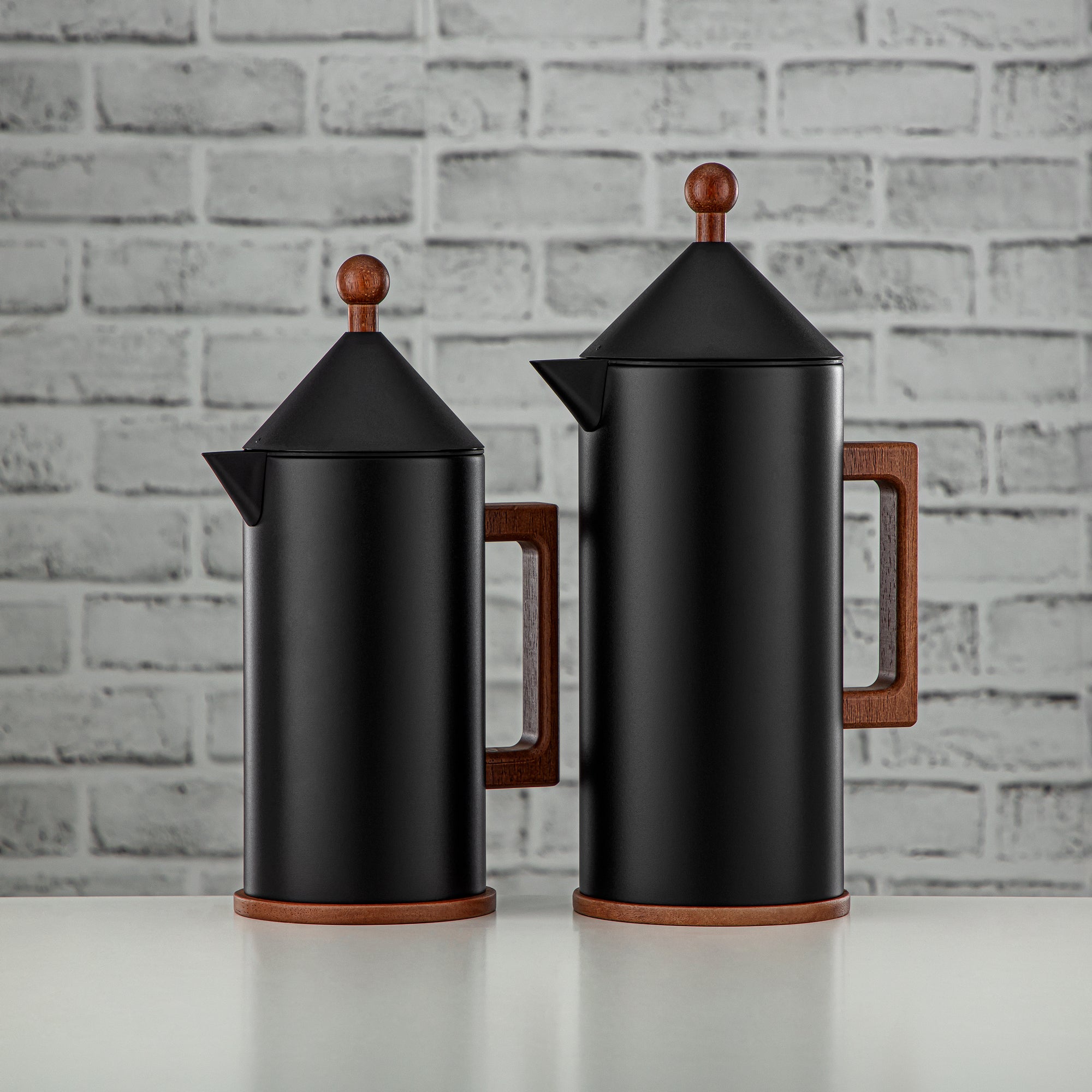 Almarjan Vacuum Flask Set Push Button 0.6L + 1L Black & Wood (VAF2950010) - Modern Vacuum Flask Set