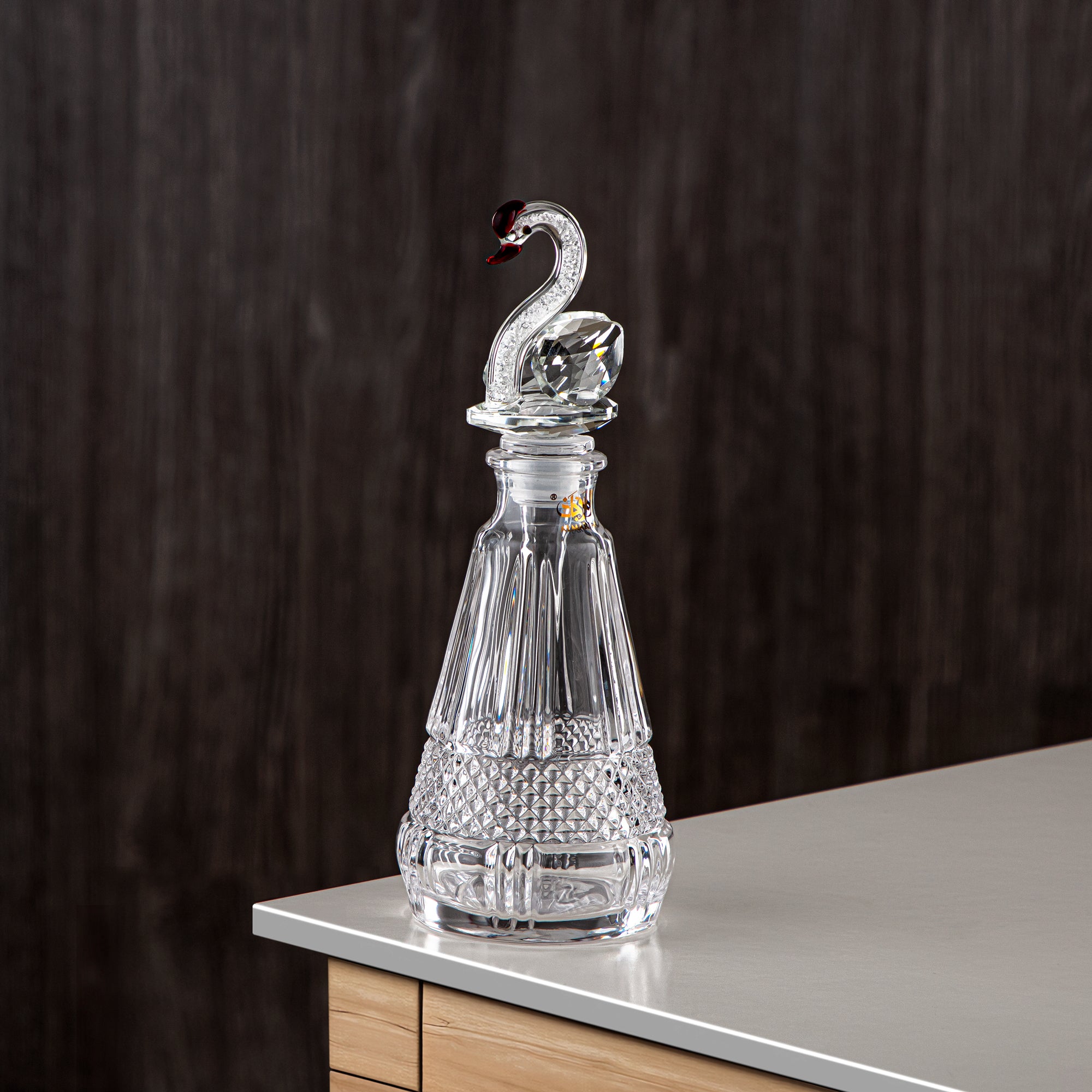 Almarjan Perfume Bottle 200ML (VR-D41-5-Clear) - Glass with Swan Knob | Swan Collection